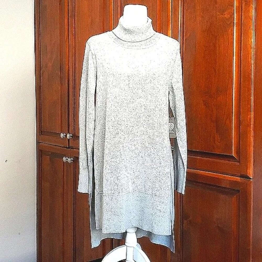 NWT Vince Camuto Sparkly Sweater retail $109 size XL